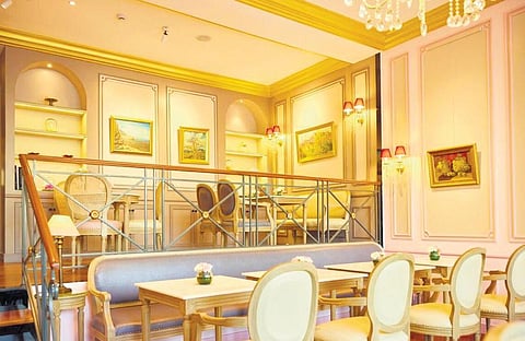 Paintings at the L’Opéra Art Café