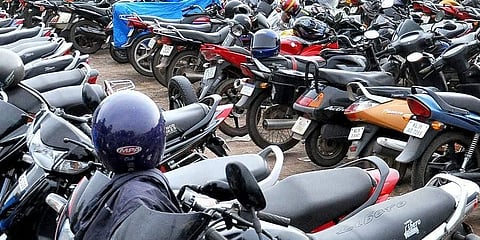 November auto sales see two-wheelers rev back to life, car sales slow