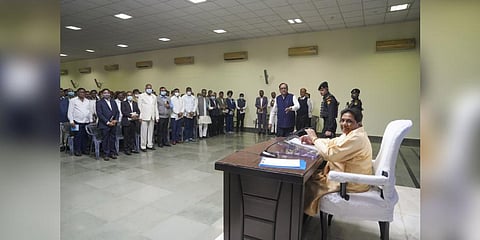 Bahujan Samaj Party (BSP) supremo Mayawati chairs a meeting of party's office bearers ahead of the 2024 Lok Sabha elections, at the party office in Lucknow. (Photo | PTI)