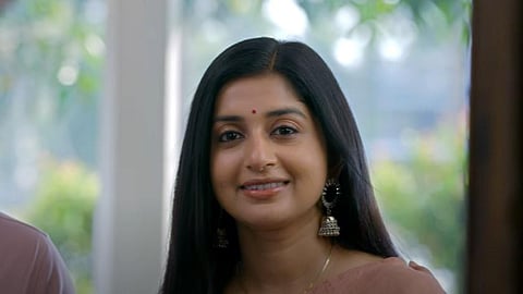 Meera Jasmine’s next is with VK Prakash