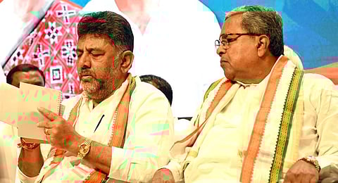 FILE - Karnataka CM Siddaramaiah (R) with Deputy CM DK Shivakumar. (Photo | Nagaraja Gadekal, EPS)