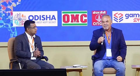 Coach must take pressure off players: Dav Whatmore