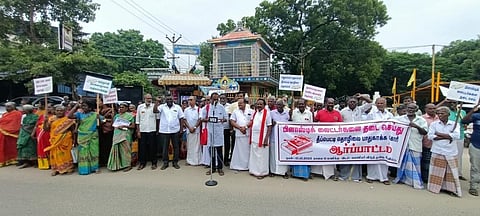 Safety match industry protection committee demonstrating in front of Kovilpatti old bus stand | Express 