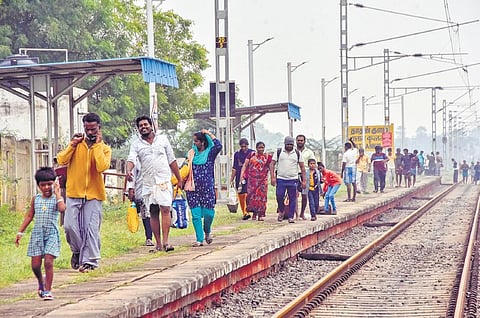 Stranded railway passengers in flood-hit southern TN rescued after 30 hours: Southern Railway