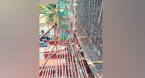 BMRCL stops construction work stopped fearing damage to nearby pillars | Express
