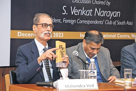 Mahendra Ved at the book launch