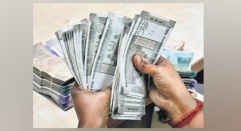 Karnataka: Money under Yuva Nidhi guarantee scheme for unemployed youth from Jan 12