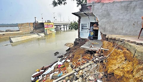 Thoothukudi floods: Many families forced to stay in Temple even after 10 days