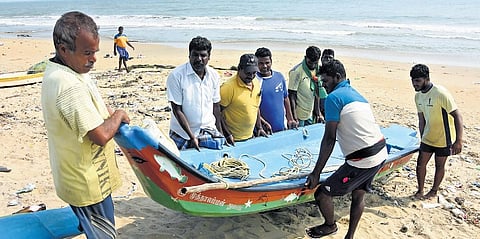 Around 80 fishermen from Urur Kuppam, Odai Kuppam and Tiruvanmiyur Kuppam were involved in rescue operations across Chennai. (File Photo | Ashwin Prasath)