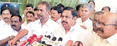Palaniswami addressing newspersons | Express