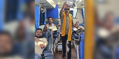 Bapan Das, a constable posted in Kolkata’s police’s Special Branch wing,stored the names of nearly 300 persons whose blood group falls under the negative category.