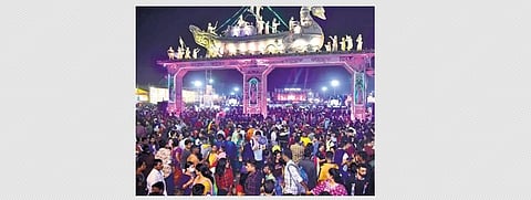 The huge footfall of visitors at Baliyatra on its concluding day | Express