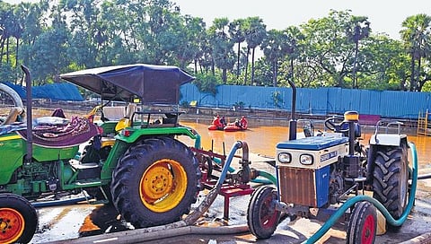 De-watering has been going on at the 55-metre trench for more than 60 hours | Shiba Prasad Sahu