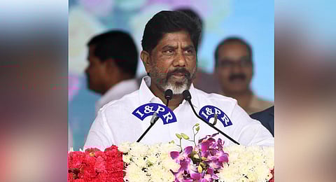 Dy CM Mallu Bhatti Vikramarka taking oath at the swearing-in ceremony, in Hyderabad. (Photo | Vinay Madapu)