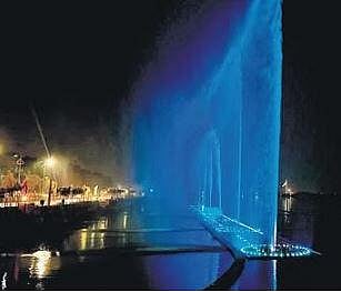 Floating musical fountains