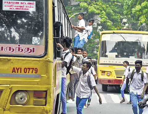 MTC introduced 22 additional services in 13 routes recently to prevent footboard travel. However, students continue to travel on footboard | express