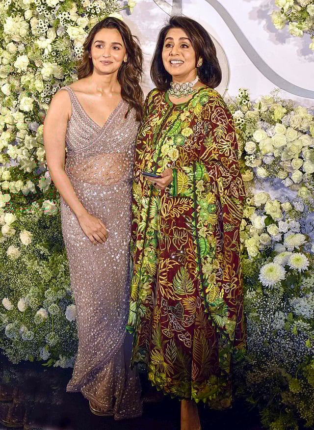Alia Bhatt and her mother-in-law Neetu Kapoor at the wedding reception of Sidharth Malhotra and Kiara Advani in Mumbai. (Photo | PTI)