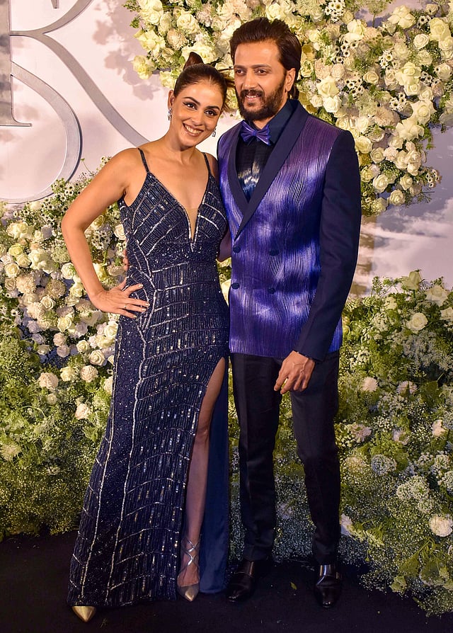 Actor couple Riteish Deshmukh and Genelia D'Souza at the wedding reception of Sidharth Malhotra and Kiara Advani in Mumbai. (Photo | PTI)