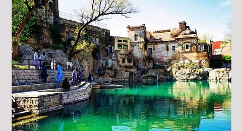 Pakistan issues 114 visas to Hindu pilgrims from India