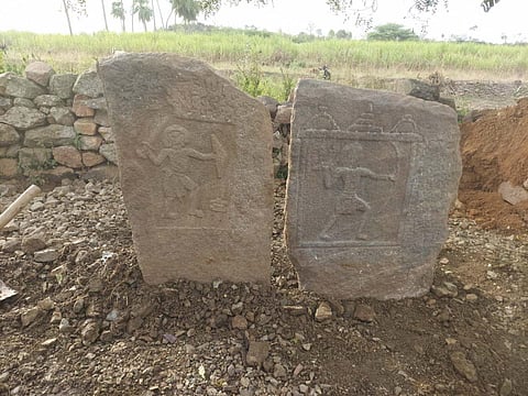 Two hero stones unearthed from Thenpennai banks in Tamil Nadu
