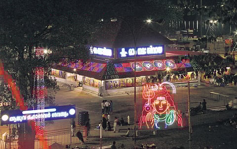 Aluva Sree Mahadeva temple and Manappuram