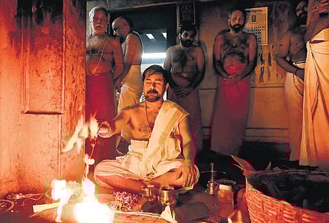 Suryan Subrahmanian Bhattathirippad conducts Ganapathi Homam  at Kaalakaat Illam  in Payyanur