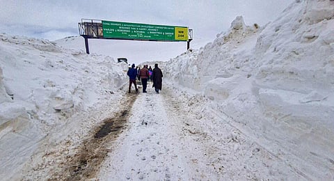 The National Highway leading to Sinthan Top, in Anantnag district, Wednesday, Feb. 22, 2023. (Photo | PTI)