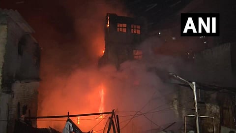 Fire breaks out in the slums of Kamla Nagar in Mumbai. (Photo | ANI)