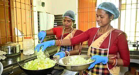 SHG members making food in a Mission Shakti cafe in Sundargarh  | Express