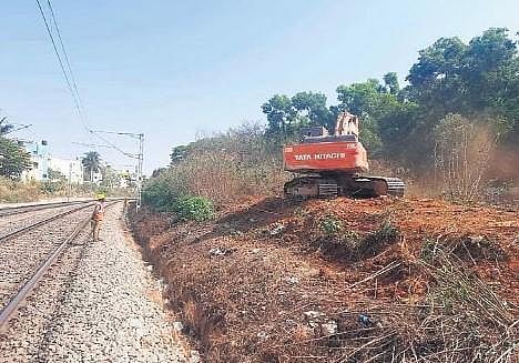 A double-decker structure is being planned with the flyover on one level and the railway line above it | Express