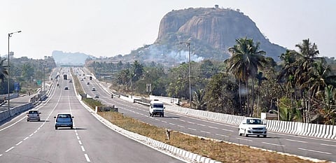 engaluru-Mysuru Expressway (National Highway 275)