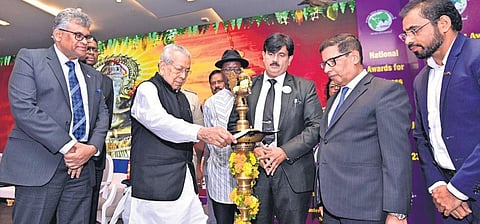 Biswa Bhusan Harichandan participated as Chief Guest at the National Business Excellence Awards presentation programme organized by Global India Business Forum in Vijayawada