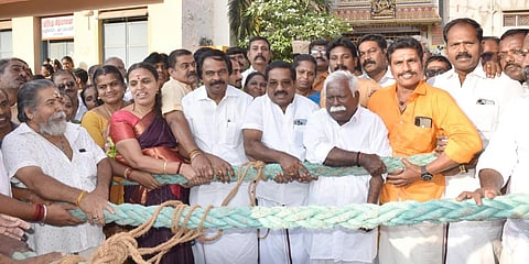IT Minister inaugurates temple car festival in Nagercoil, Tamil Nadu