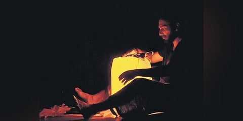 'Floating Bodies': Refugees’ life on threshold