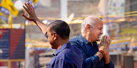  AAP leader Manish Sisodia arrives at Delhi Chief Minister Arvind Kejriwal's residence, in New Delhi, Monday, Sept. 16, 2024.