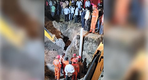 Rescue operations underway after a 5-year-boy fell into a borewell, at Kopardi village in Ahmednagar, on March 13, 2023. (Photo | PTI)