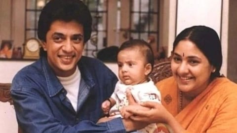 Rohini and Raghuvaran with son Rishivaran. (File)