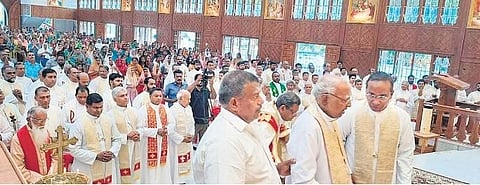 Priests celebrating Holy Qurbana at Moozhikkulam Church on Monday defying the diktat issued by Archbishop Mar Andrews Thazhath