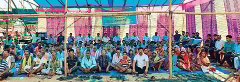 Land outsees staging dharna in front of Kaniha open cast mine on Tuesday | Express