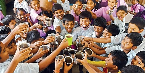 Students of government schools cheer after CM YS Jagan Mohan Reddy virtually added ragi malt to Jagananna Gorumudda scheme in Vijayawada | Prasant Madugula