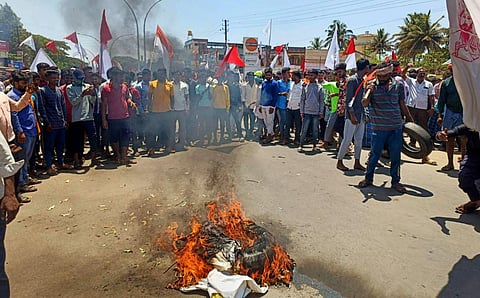 People belonging to Banjara community protest against the state cabinet's decision to give internal reservation amongst the Scheduled Castes, in Shivamogga, Monday, March 27, 2023. (Photo | PTI)