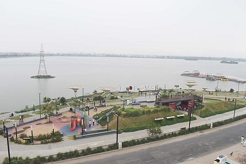 The corporation is developing the water body at a cost of Rs 61.60 crore under the Smart City project. The plant will be able to generate about 140 KW a day.