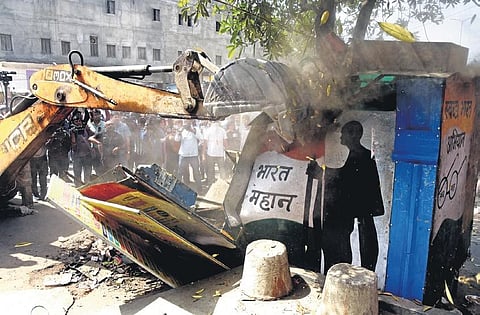 In this April 2022 image, bulldozers seen razing 'encroachments' in Jahangirpuri. (Photo | EPS)