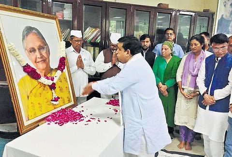Congress leaders pay tribute to three-time chief minister of Delhi, late Shiela Dikshit, on her 85th birth anniversary. (File Photo)