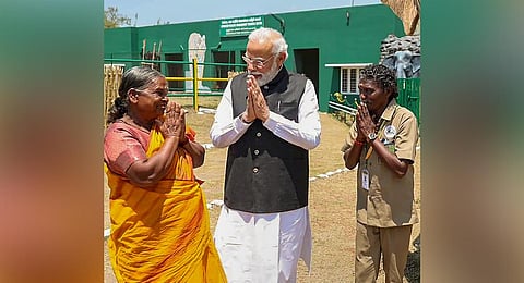 Oscar stars seek houses for tribals at elephant camp