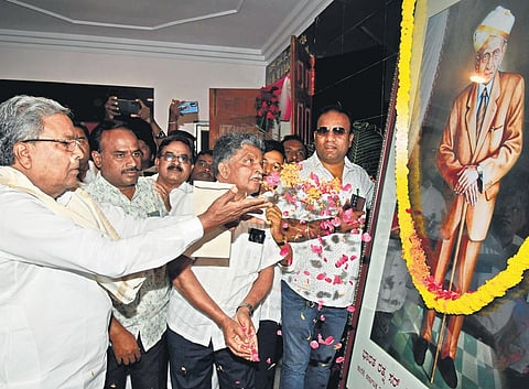 Congress Legislature Party leader Siddaramaiah pays tribute to Sir M Visvesvaraya at a function in Bengaluru on Sunday. (File Photo)