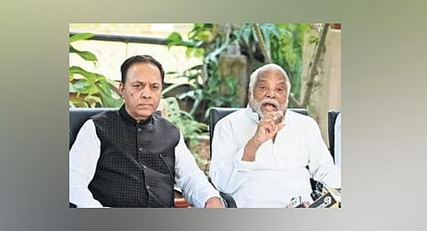 TRS Parliamentary Party leader K Keshava Rao and MP KR Suresh Reddy. (Photo | Special arrangement)