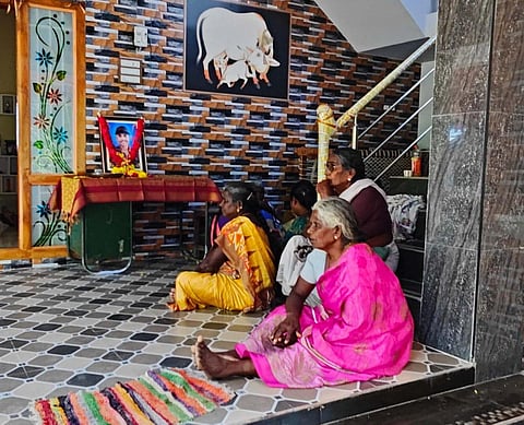 Grief hovers over Panankadu: Relatives of R Kamalesh seen mourning at his house on Thursday. (Photo | EPS)