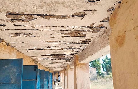 The dilapidated condition of the Amuhomani college, Kalampur | Express