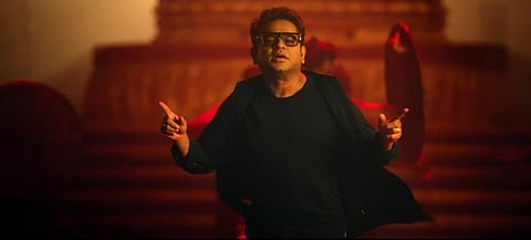 A still from the newly released Ponniyin Selvan anthem featuring music composer AR Rahman singing the song. (Photo | YouTube screengrab)